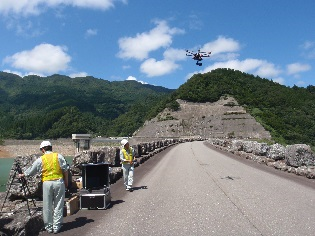 UAV（無人航空機）による空撮