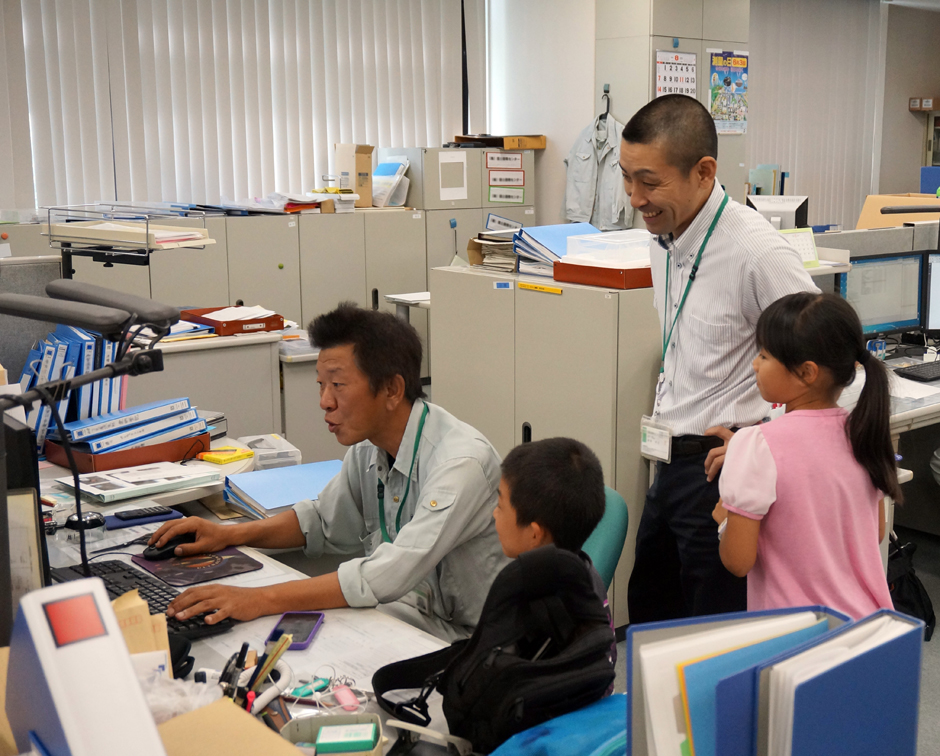 子供職場見学会を開催しました。