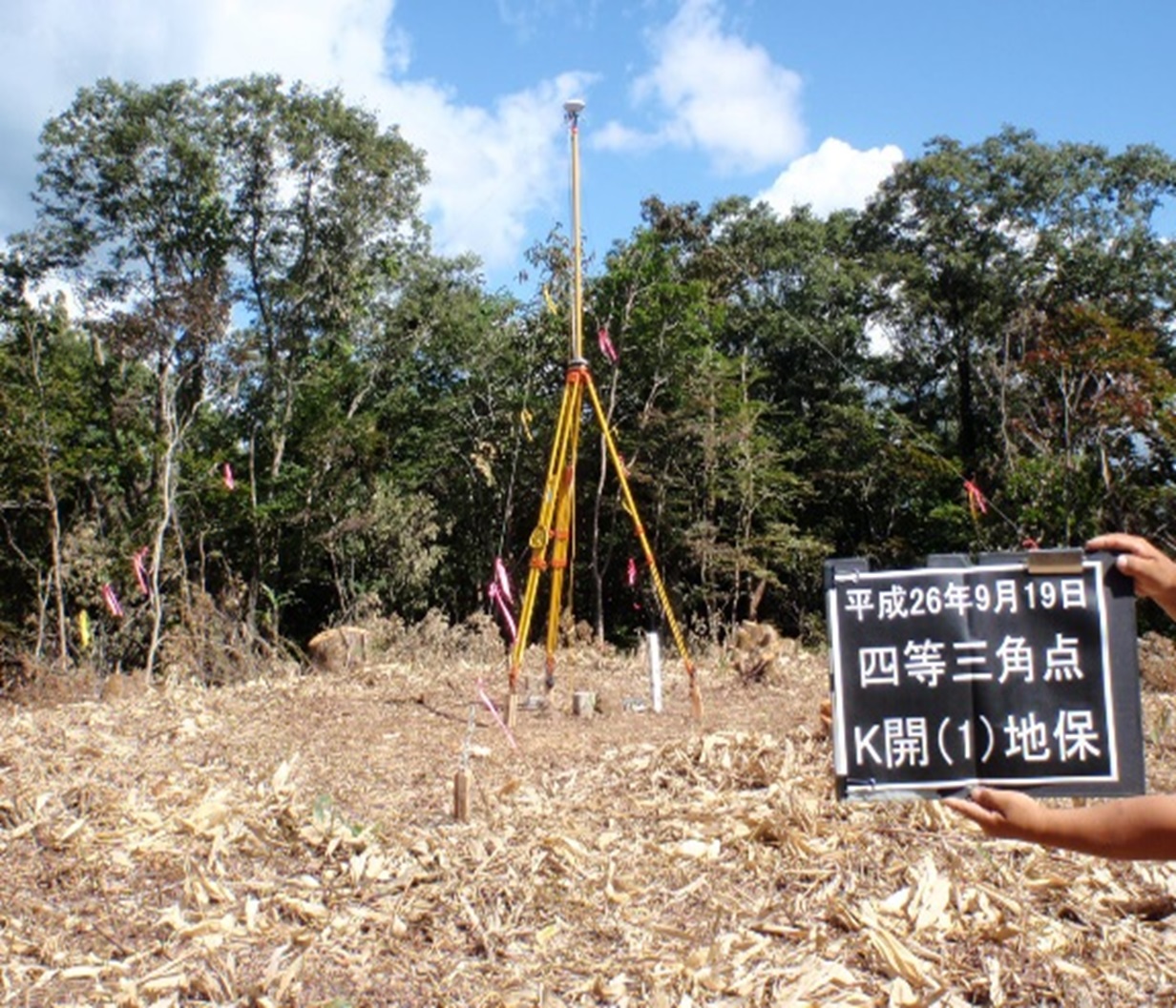 国土調査に伴う基準点測量（富山県射水地区外５地区）