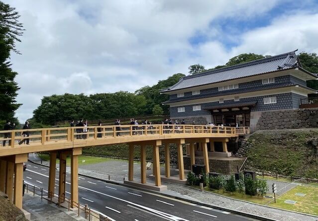 「鼠多門橋」が完成しました